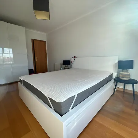 Apartment Proximite De Lisbonne Et Des Plages Carcavelos (Lisbon)